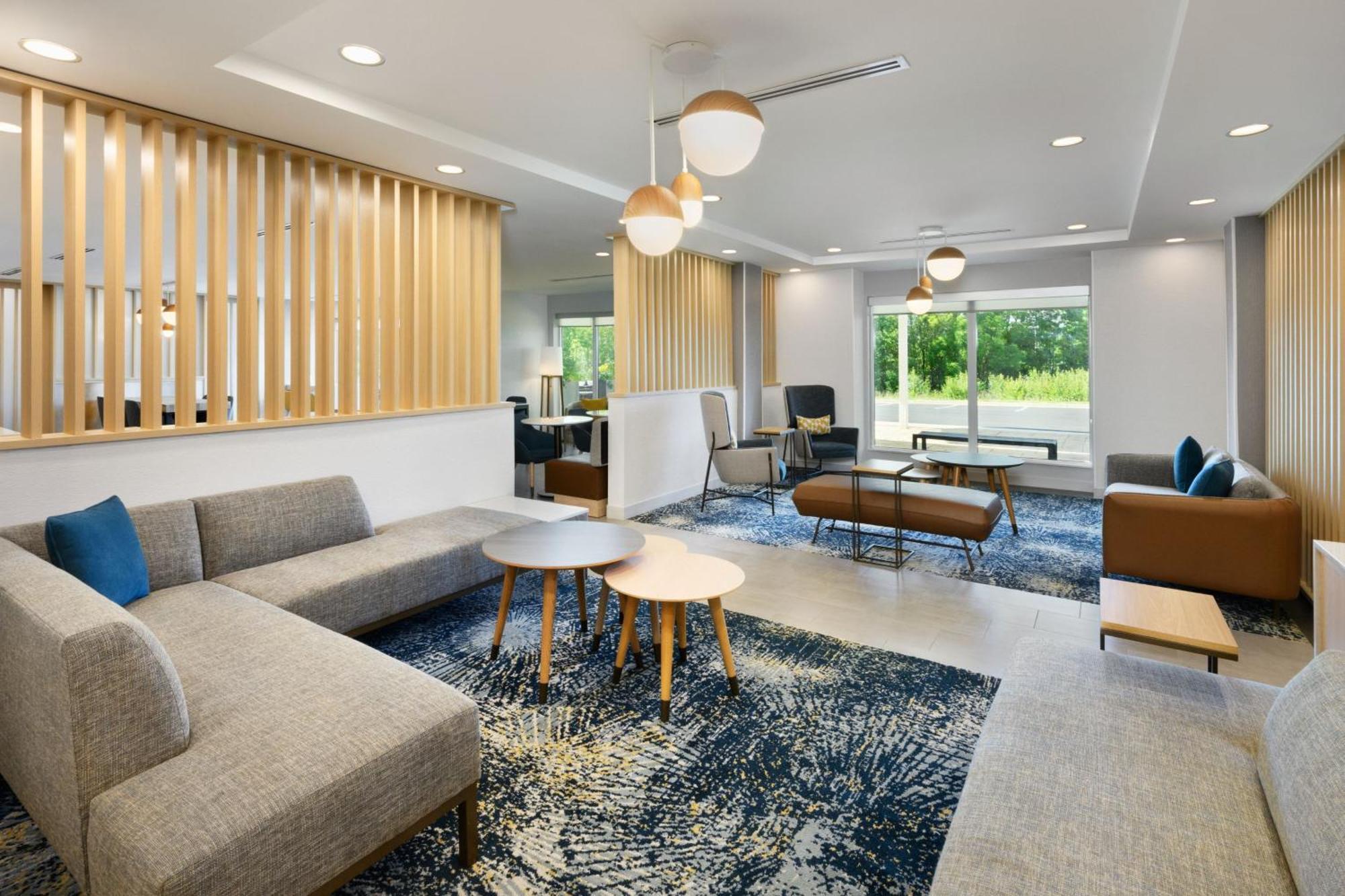 Towneplace Suites By Marriott Oxford Al エクステリア 写真